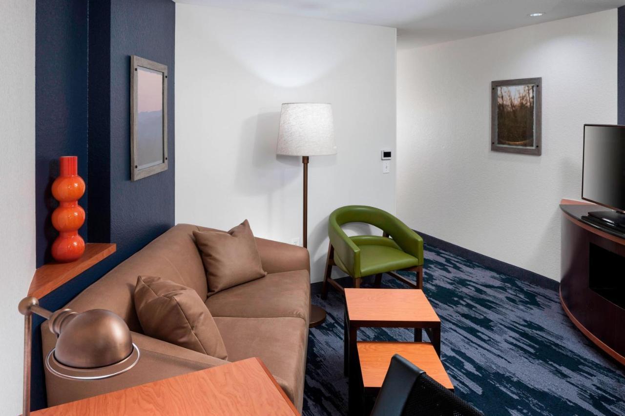 Fairfield Inn & Suites By Marriott Austin Parmer Tech Ridge Exterior photo